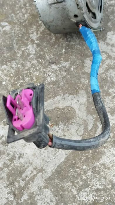 Моторчик вентилятора охолодження