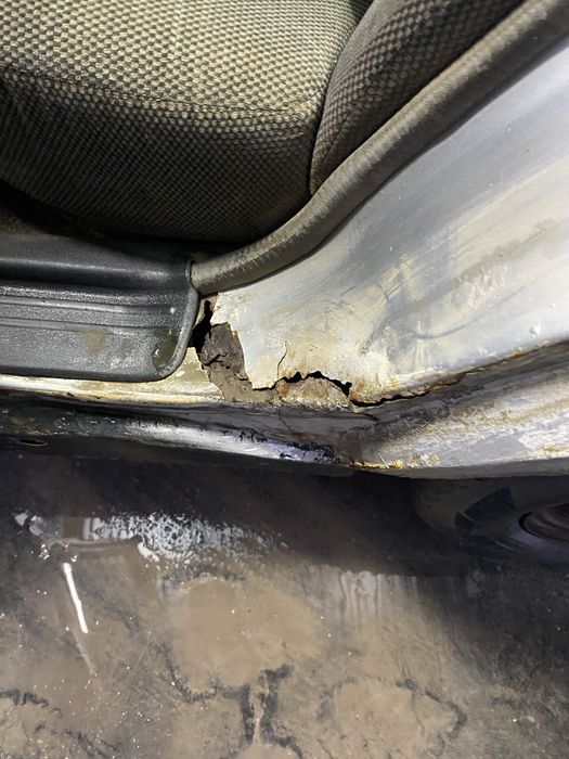 Продам нісан примера п10 v16