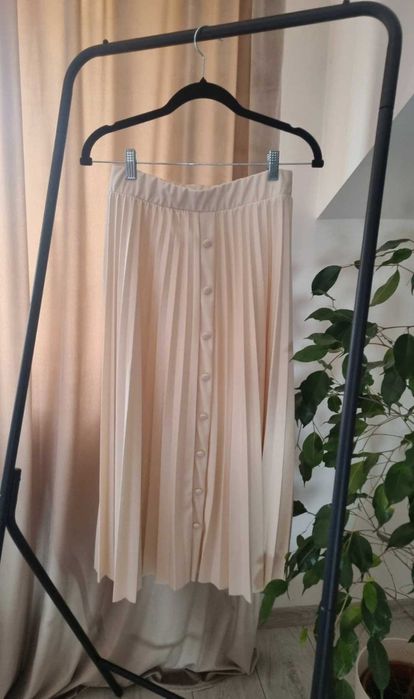 Reserved kremowa plisowana spódnica MIDI maxi L