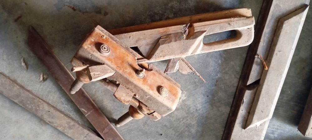 Ferramentas de carpintaria antigas