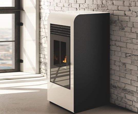 Piecyk na pellet Giada 9kW kominek pelet z pilotem - automatyczny