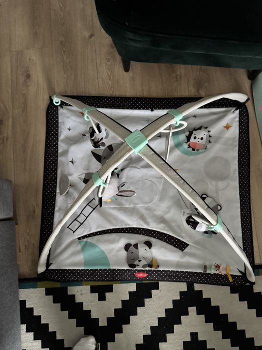 Mata edukacyjna tiny love magiczna kraina