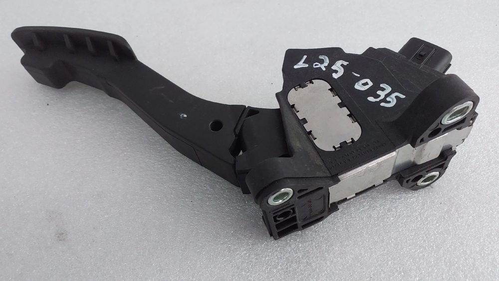 Pedal do acelerador TOYOTA Aygo (_B1_)