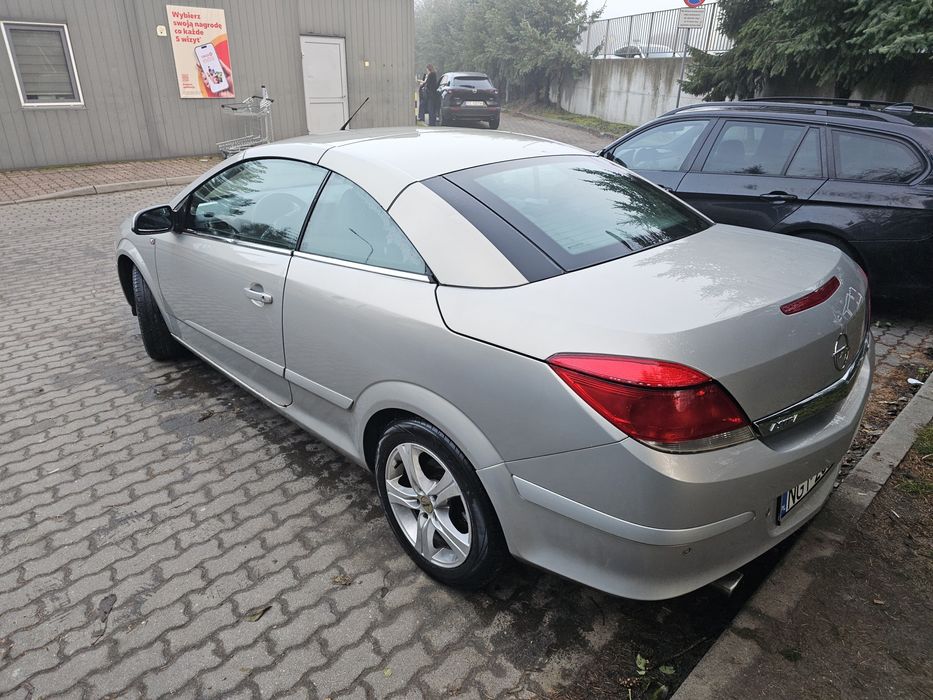 Opel Astra H twintop benzyna 140km