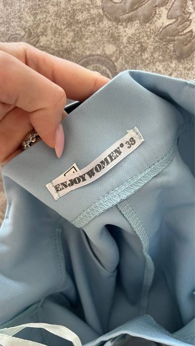 Костюм жіночий