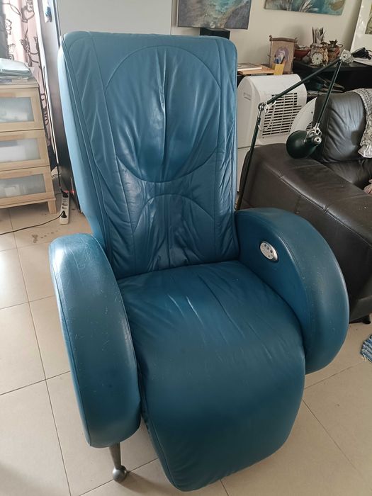 Vende-se Cadeira de Massagens