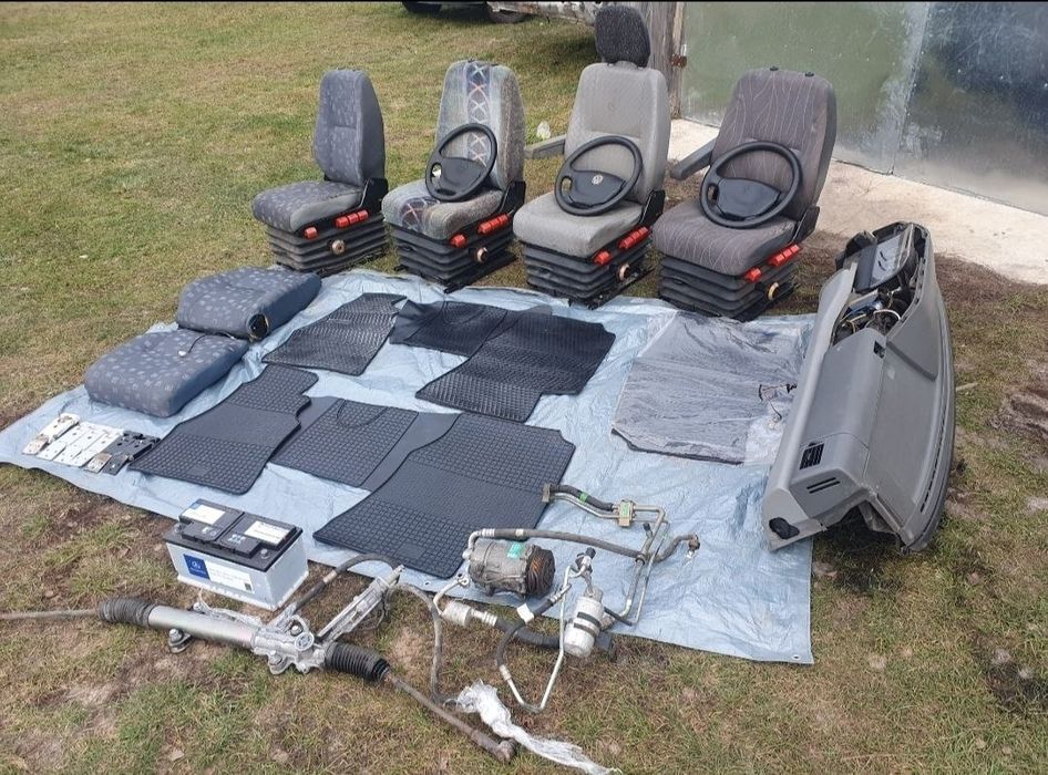 Сидіння Пілотів 903 та Лт