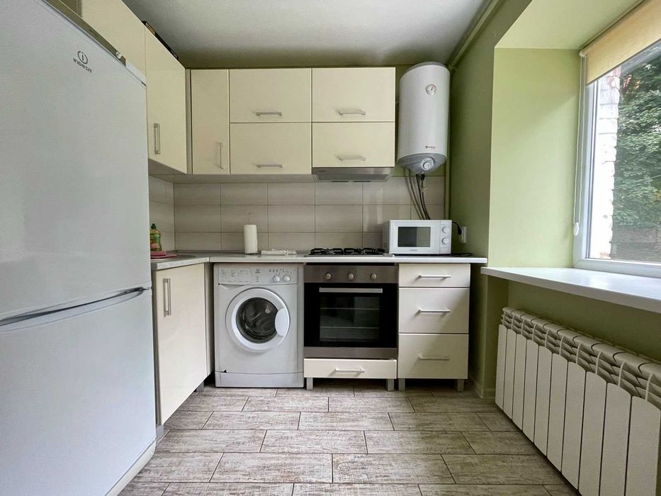 ЦЕНТР 2-кім квартира. вул Руська + Звітні документи