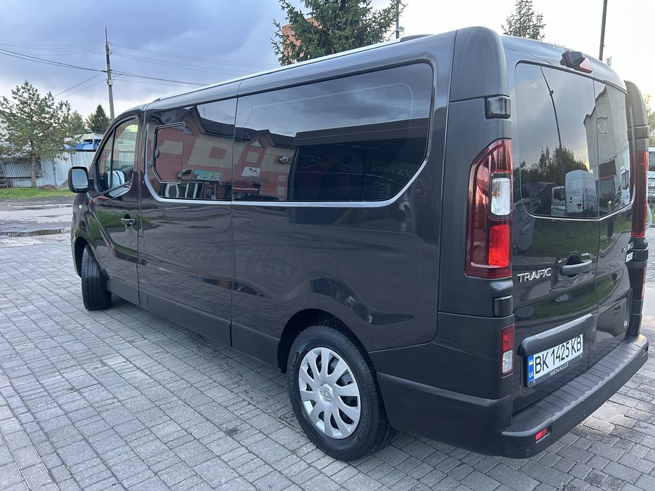Рено Трафік ( свіжак)