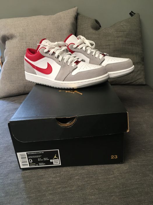 Air Jordan 1 Low SE Smoke Grey