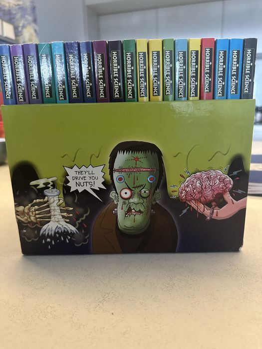 Horrible Science Bulging Box of Books – komplet 20 książek po angielsku