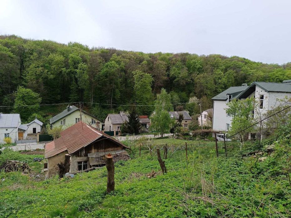 Продаж чудової ділянки пд приватний будинок