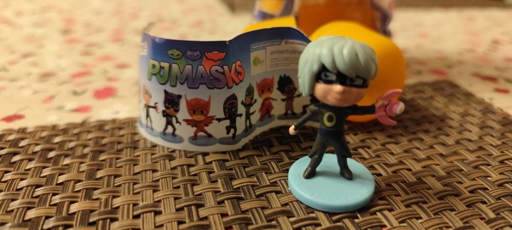 Riviva figurki  ,PJ masks