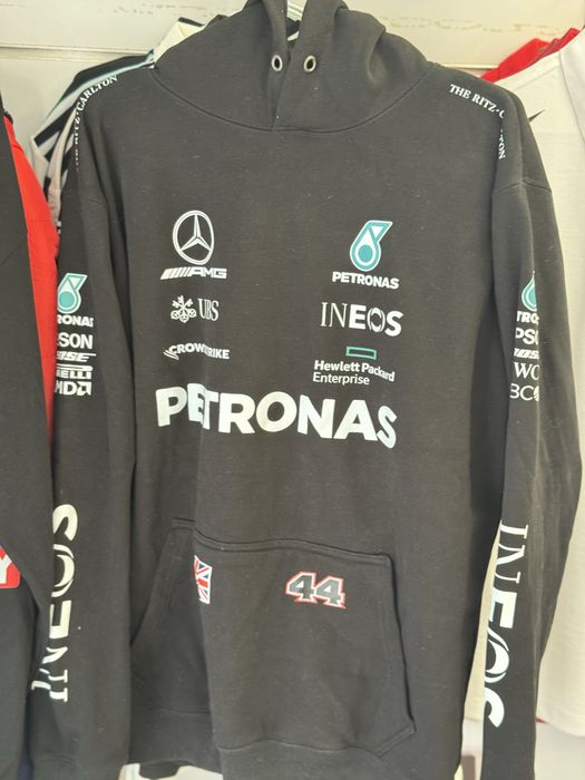 Hoodie Mercedes AMG Petronas novo, preto