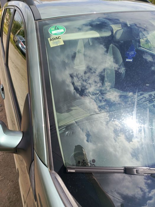 Свіжопригнане авто