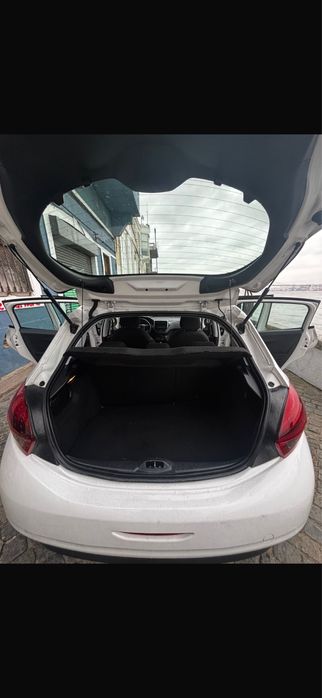 Peugeot 208 1.6 diesel