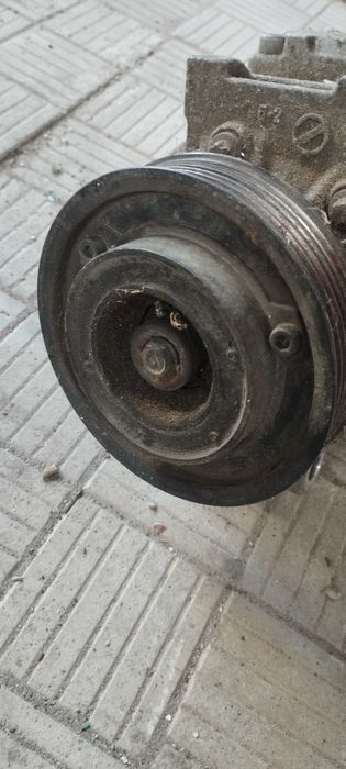 Продам компрессор кондиционера Шкода
