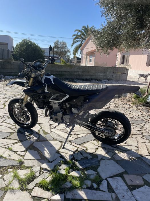 DRZ400SM Restyle
