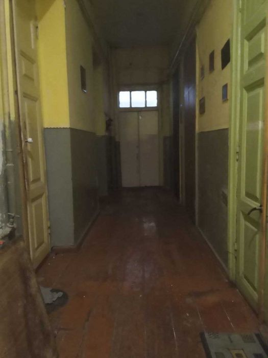 продам коммунальную квартиру, центр, 2 комнаты