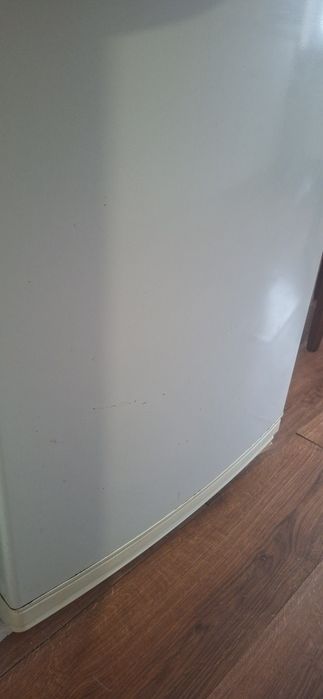 Продаю холодильник