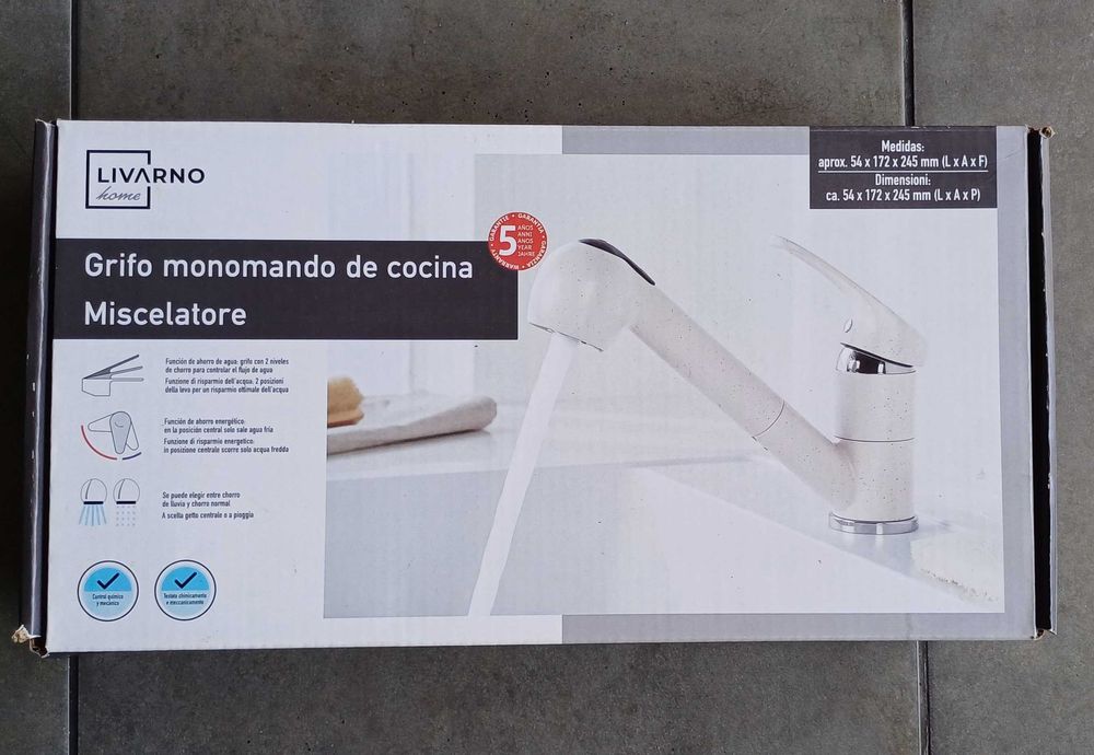 Torneira Livarno extensível de cozinha