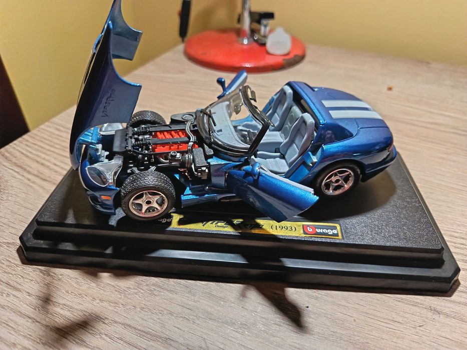Dodge Viper RT/10 1:24 – Bburago – Excelente estado
