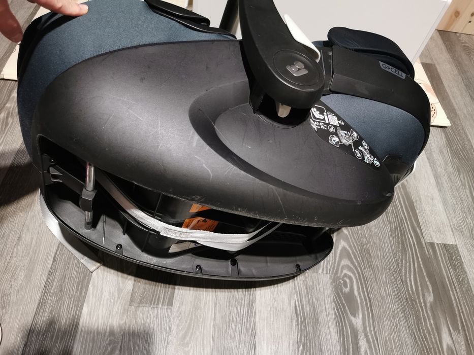 Fotelik z bazą  maxi cosi pebble 360 pro