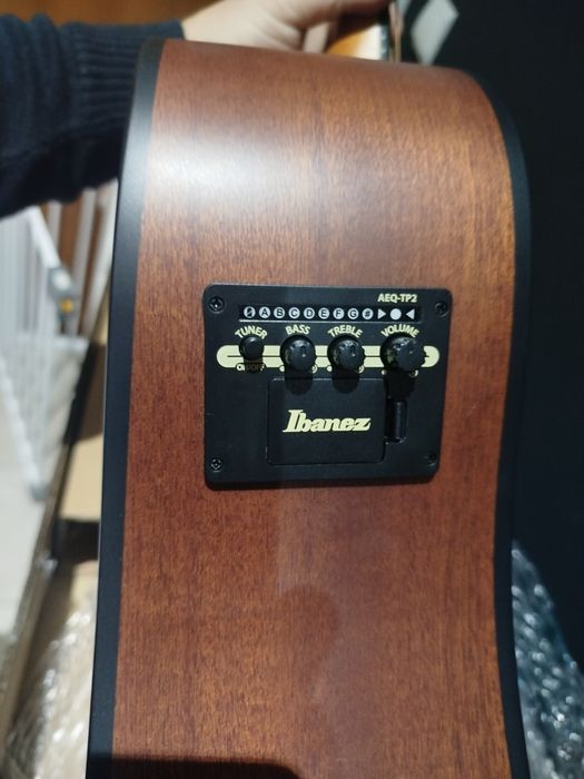 Guitarra Ibanez  AAD50CE-TCB