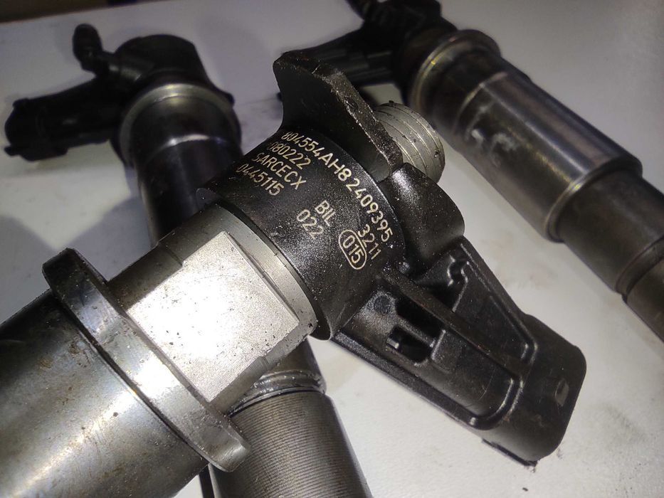 Форсунки 0445115007 Renault Trafic Opel Vivaro Nissan Primastar 2.0DCI