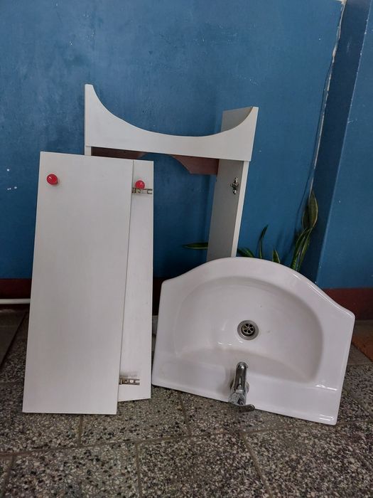 Umywalka + szafka + bateria