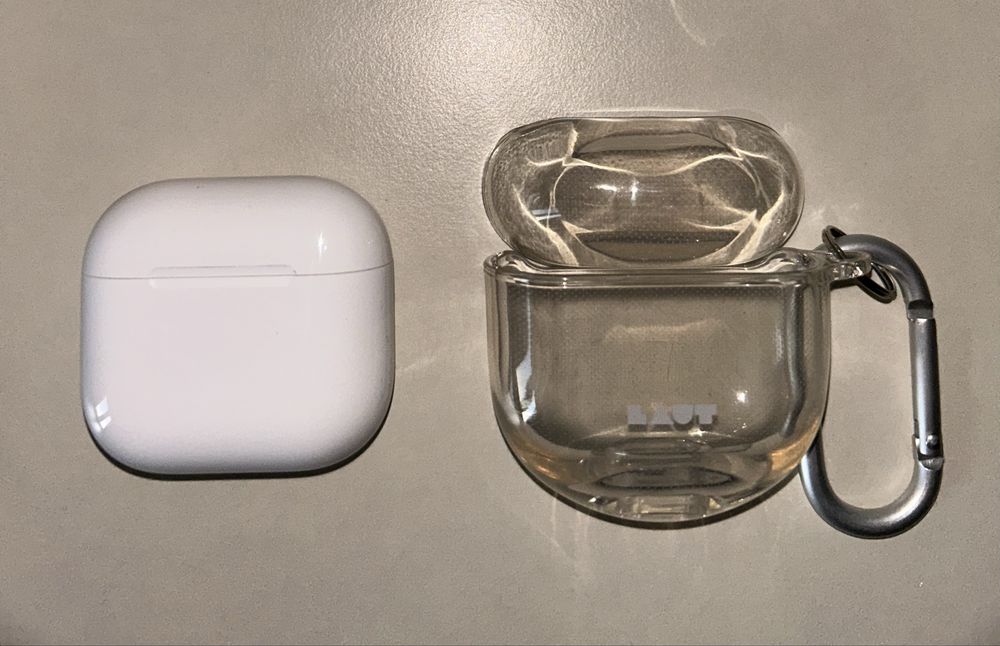 Airpods 4 ANC ОРИГІНАЛ с чехлом б/у