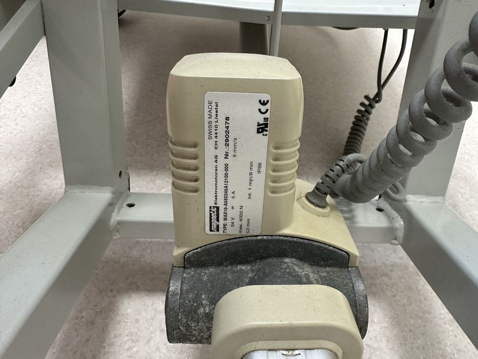 Fotel medyczny zabiegowy elektryczny Dantec – sprawny