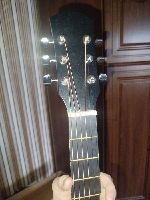 Гітара акустична, Б/У