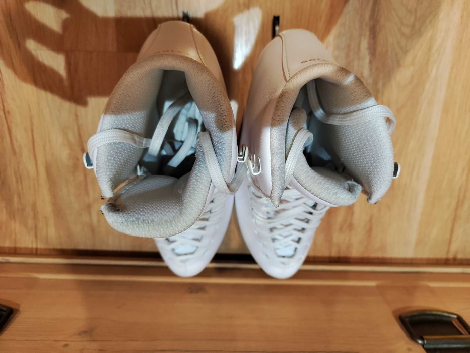 Łyżwy figurowe Axelys FS 100 r.37 Decathlon