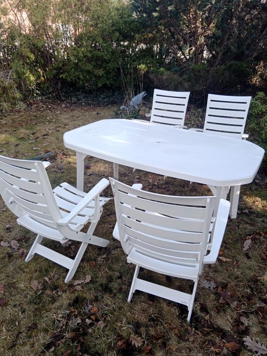 Meble ogrodowe Grosfillex