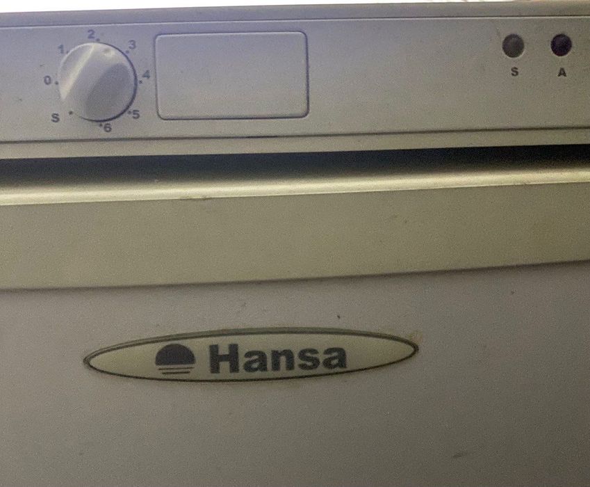 Продаж морозильної камери Hansa