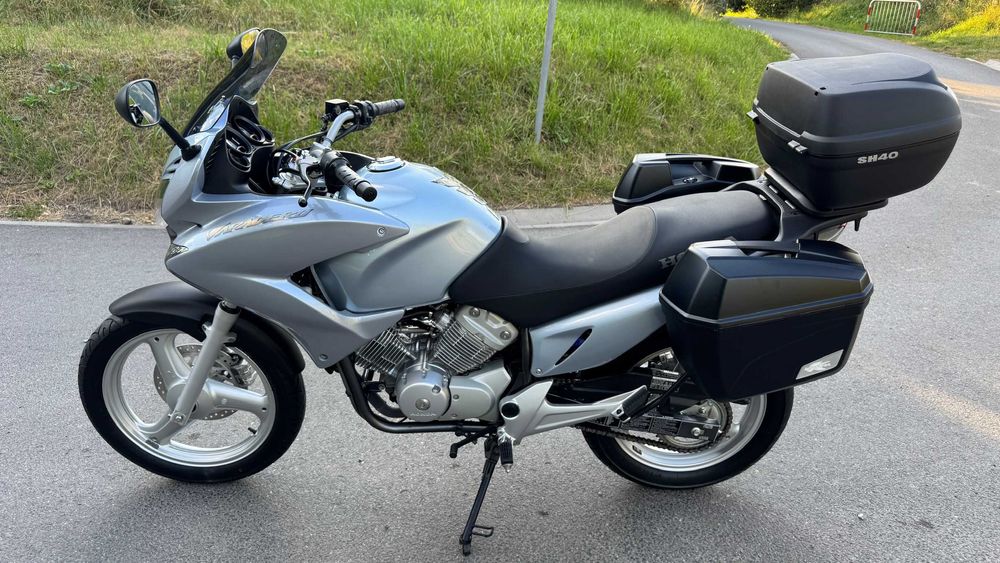 Honda XL125 Varadero JAK NOWA 3 kufry ORYGINAŁ niski przebieg POLECAM