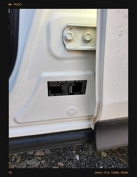 Авто--Toyota RAV4