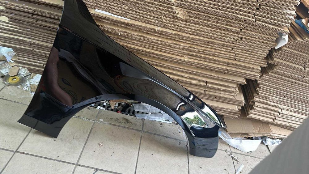 Audi A4 B8 FL Błotnik -  LY9B - Ocynk/Nowy Prawy