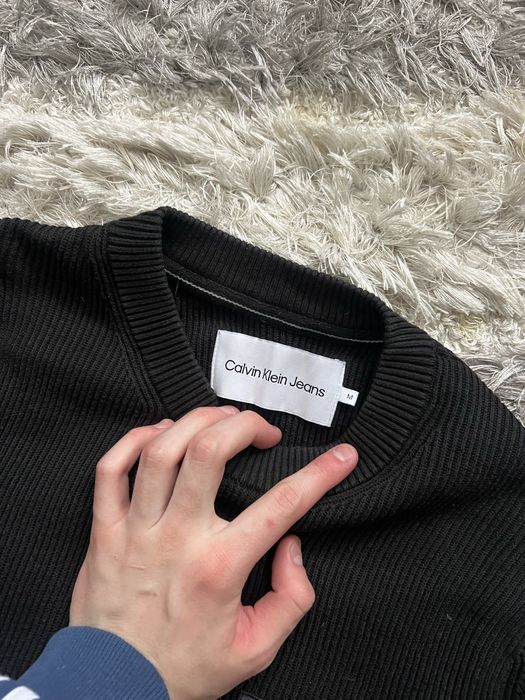 Світер Calvin Klein в ідеальному стані