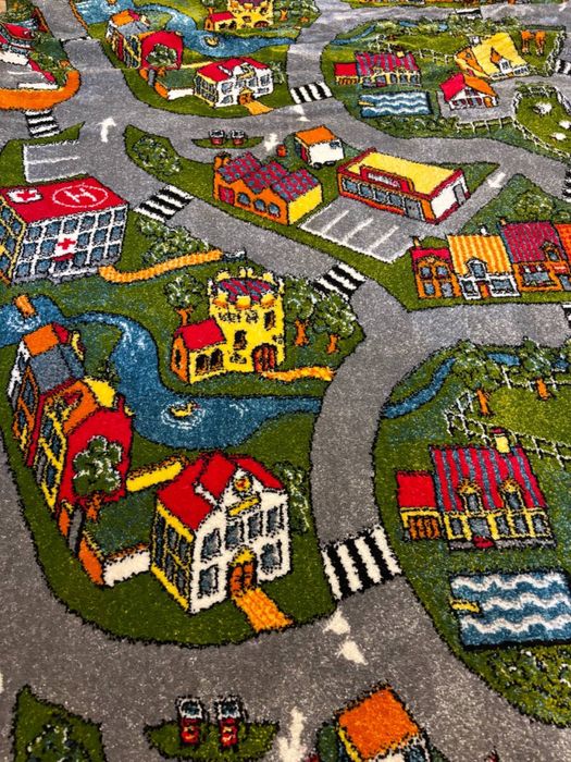 Килим дитячий.