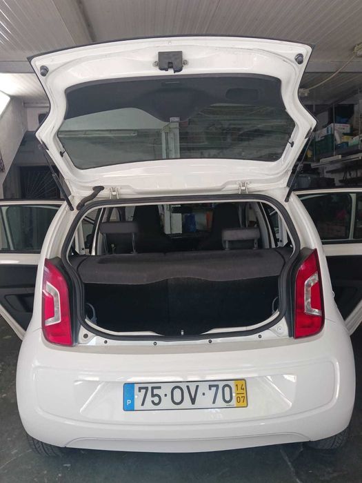 Volkswagen Up! — fotografia 8