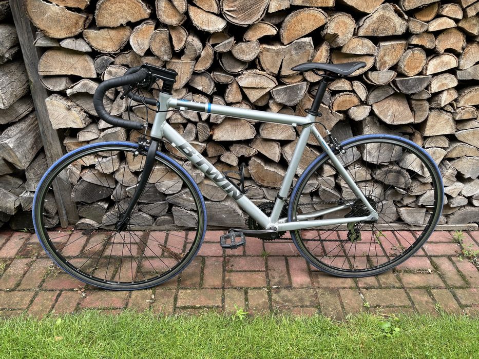 Rower szosowy Btwin