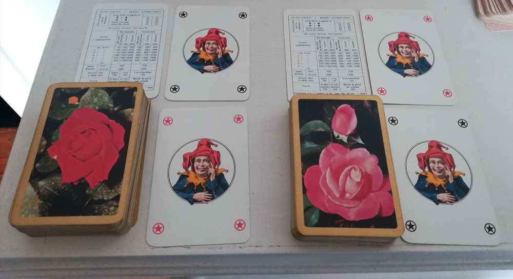 Cartas de jogar antigas