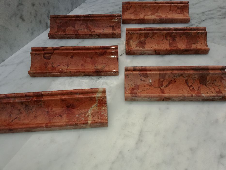 Sztukateria Marmurowa Rosso Verona 15x4.5
