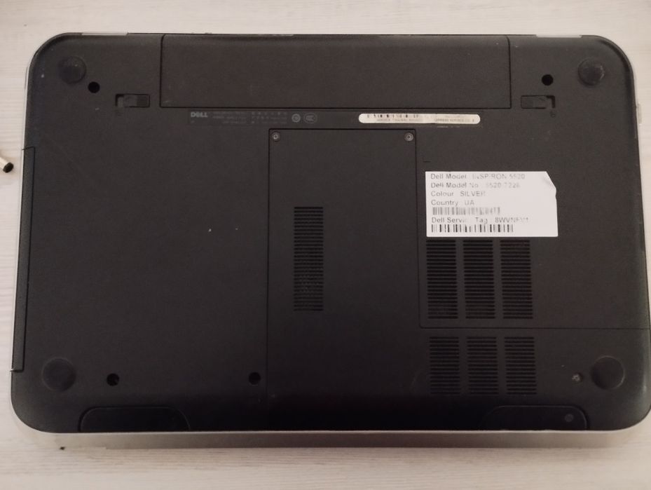 Dell Inspiron 5520 i3 8/120gb