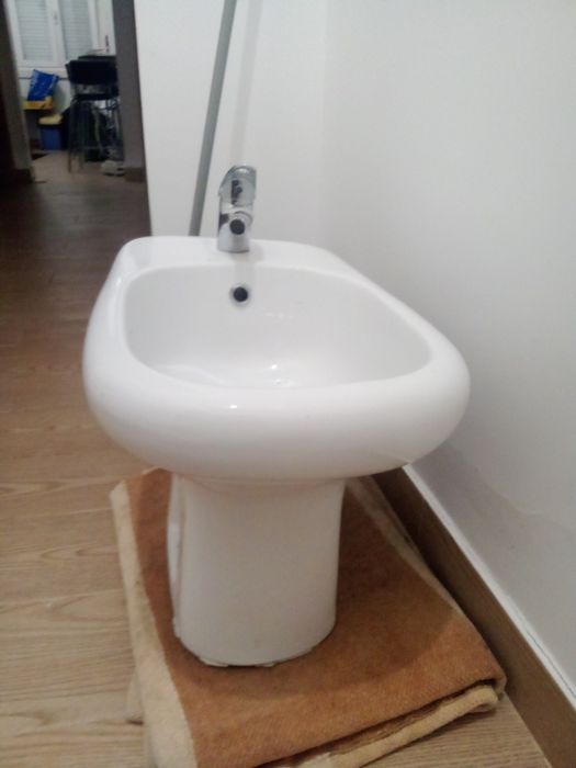 Bidé de WC em muito bom estado