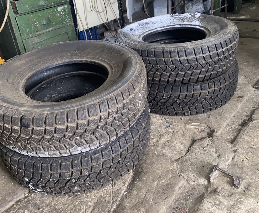 Продам резину зимню