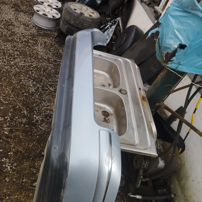 Volkswagen Passat B5 fl kombi zderzak tył oryginał z czujnikami LB5S