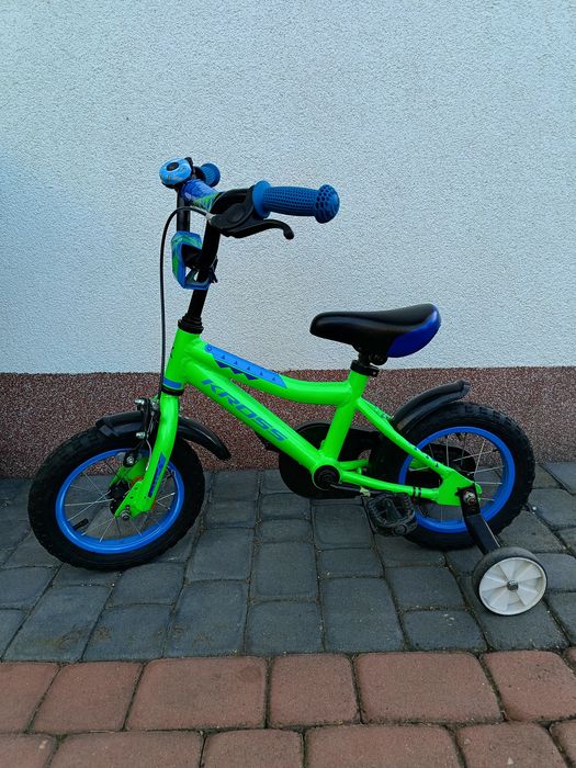 Rowerek dziecięcy Kross z bocznymi kółkami 12 cali